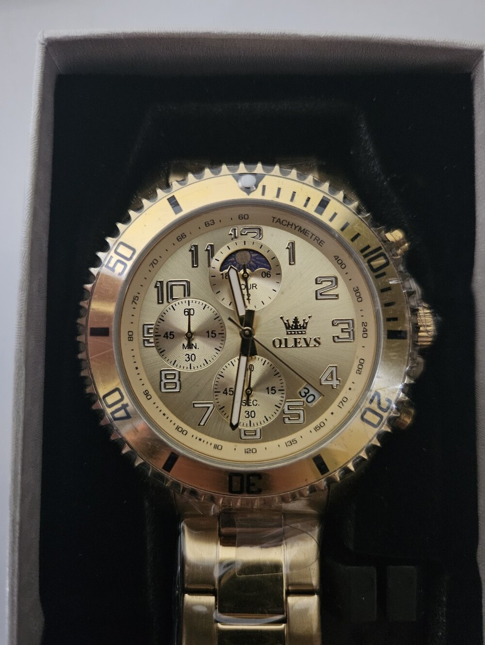 OLEVS 2926 Men's Gold & White Chronograph Quartz Watch NWT